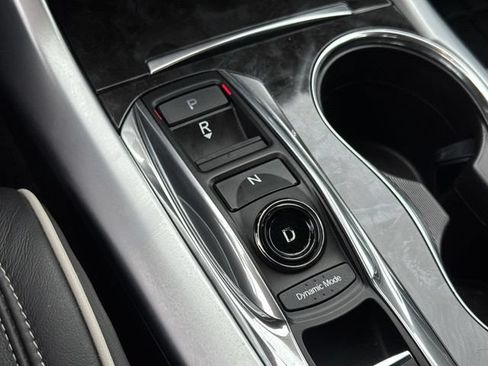Used 2018 Acura TLX V6 w/ Technology Package FWD image 16