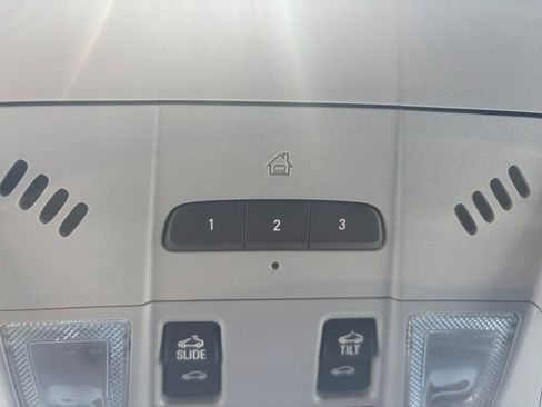 Used 2023 GMC Acadia AT4 w/ Technology Package AWD/4WD image 16