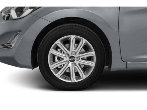 Used 2015 Hyundai Elantra SE w/ Option Group 03 FWD image 15