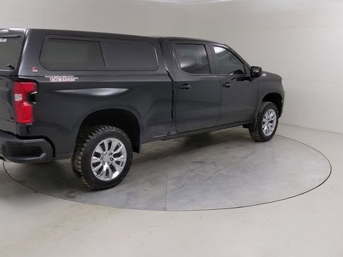 Used 2022 Chevrolet Silverado 1500 LT Trail Boss w/ Convenience Package II image 13