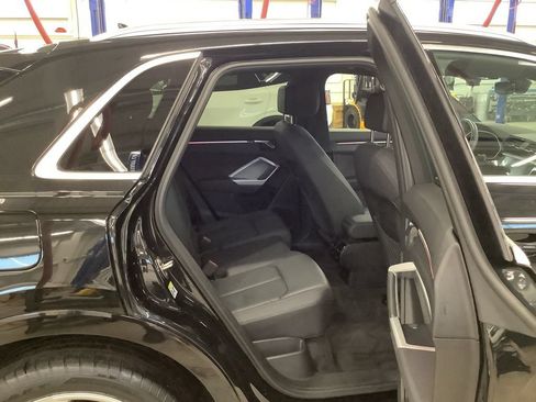 Used 2022 Audi Q3 2.0T Premium Plus AWD/4WD image 19