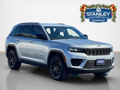 Used 2024 Jeep Grand Cherokee Altitude