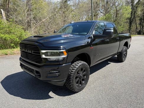 Used 2024 RAM 2500 Laramie w/ Night Edition AWD/4WD image 2