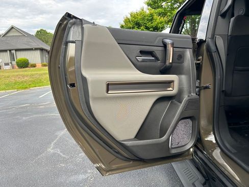 Used 2024 GMC Hummer EV 3X AWD/4WD image 60