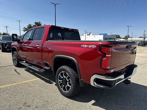 Certified 2024 Chevrolet Silverado 2500 LTZ w/ LTZ Convenience Package AWD/4WD image 4