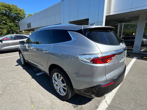 Used 2023 Buick Enclave Premium w/ Experience Buick Package AWD/4WD image 3