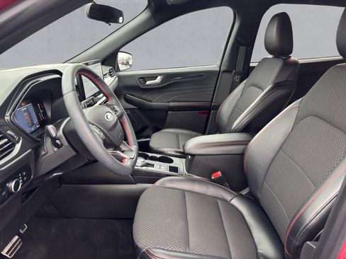 Used 2024 Ford Escape ST-Line w/ Tech Pack #1 image 11