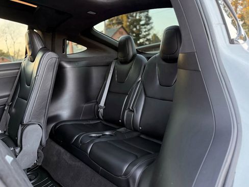 Used 2018 Tesla Model X 75D image 21