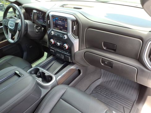 Used 2019 GMC Sierra 1500 SLT w/ SLT Premium Plus Package AWD/4WD image 10