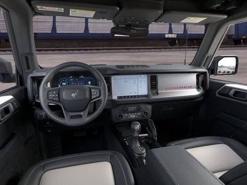 New 2026 Ford Bronco Outer Banks AWD/4WD image 9