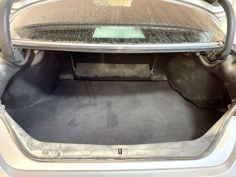 Used 2022 Toyota Avalon XLE FWD image 5