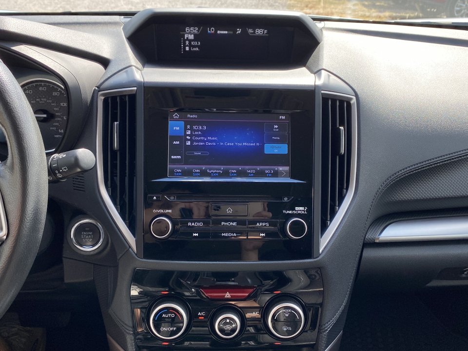 Used 2019 Subaru Forester Premium AWD/4WD image 13
