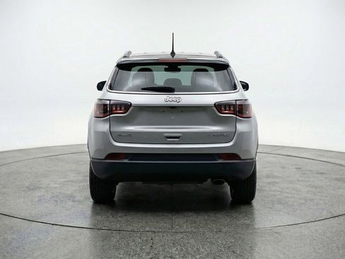 Used 2025 Jeep Compass Limited AWD/4WD image 6
