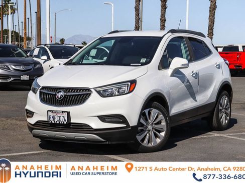 Used 2019 Buick Encore Preferred image 1