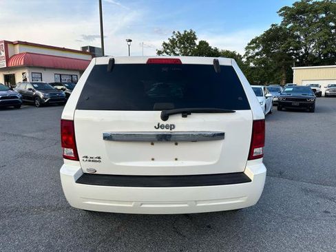 Used 2008 Jeep Grand Cherokee Laredo AWD/4WD image 6