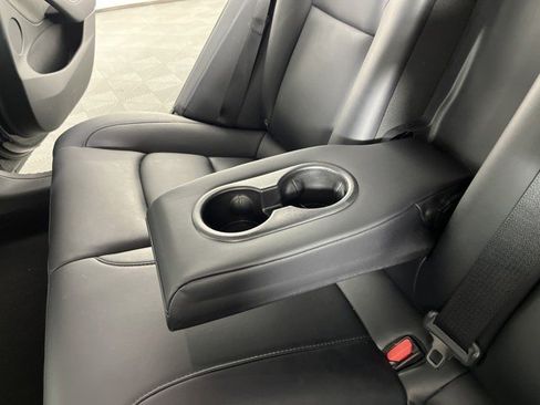 Used 2023 Tesla Model 3 Standard Range RWD image 31
