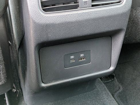 Used 2023 Nissan Rogue SV FWD image 14