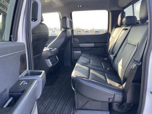 Used 2024 Ford F350 Lariat image 24