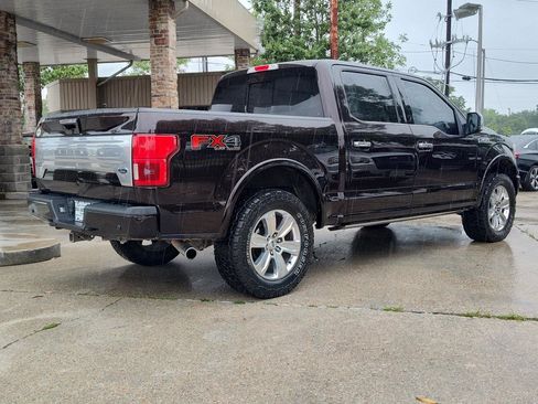 Used 2018 Ford F150 Platinum w/ Equipment Group 701A Luxury AWD/4WD image 32