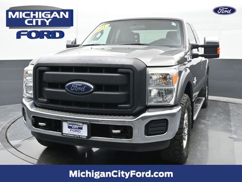Used 2011 Ford F250 XLT w/ Chrome Pkg RWD image 1