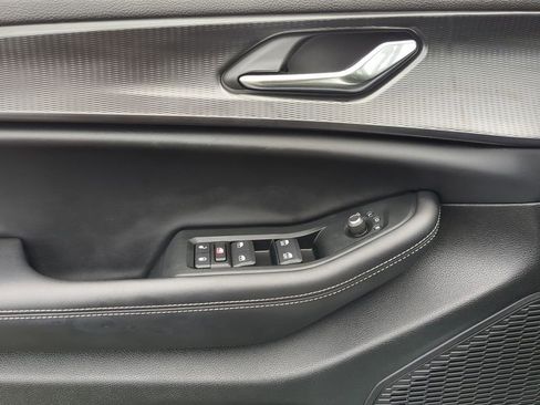 Used 2024 Jeep Grand Cherokee Altitude image 13