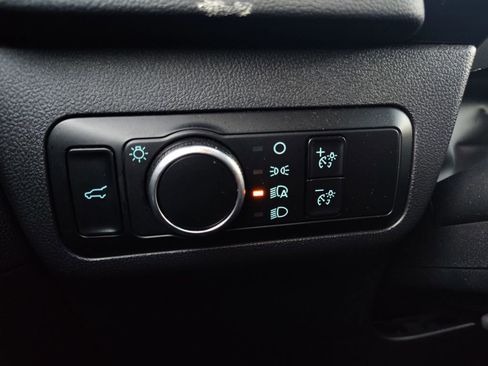 Used 2024 Ford Escape ST-Line image 10