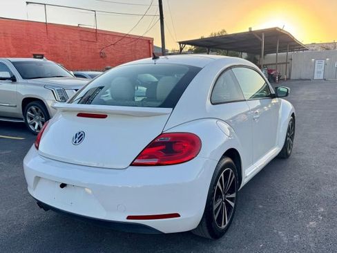 Used 2013 Volkswagen Beetle 2.5 image 9