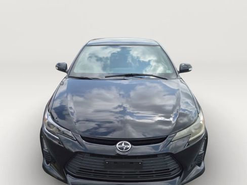 Used 2015 Scion tC FWD image 2
