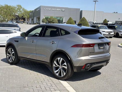 Used 2021 Jaguar E-PACE SE image 3