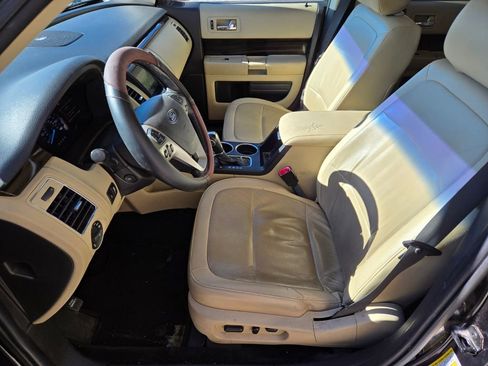 Used 2018 Ford Flex SEL w/ Equipment Group 202A image 6