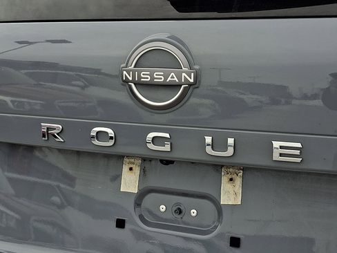 Certified 2023 Nissan Rogue SL w/ SL Premium Package image 30