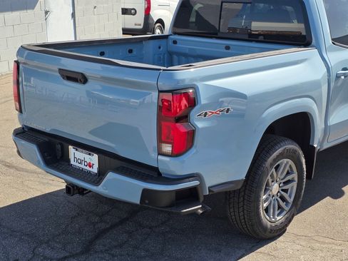 New 2025 Chevrolet Colorado LT w/ LT Convenience Package image 10