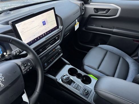 New 2025 Ford Bronco Sport Outer Banks w/ Outer Banks Tech Package+ image 14