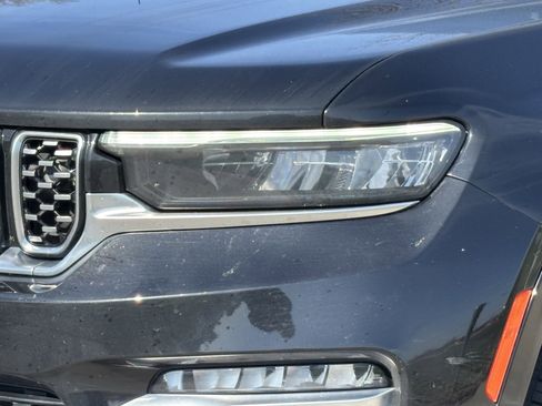 Used 2023 Jeep Grand Cherokee Summit image 6