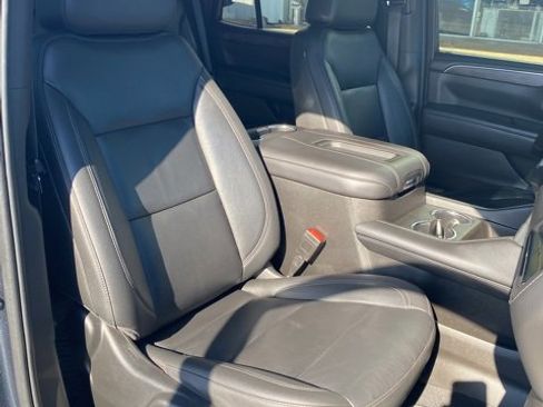 Used 2021 Chevrolet Tahoe Z71 image 27