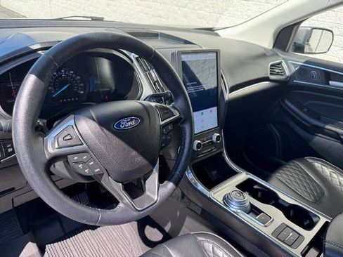 Certified 2023 Ford Edge Titanium AWD/4WD image 33