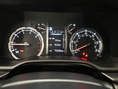 Used 2021 Toyota 4Runner TRD Off-Road image 14