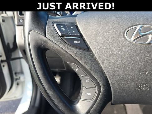 Used 2014 Hyundai Sonata SE FWD image 11