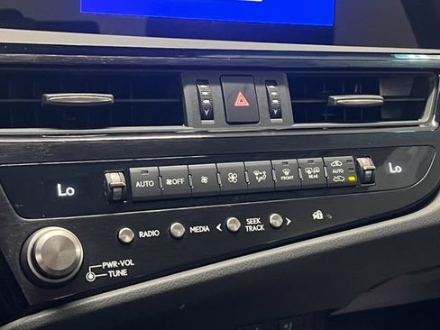 Certified 2025 Lexus ES 300h w/ Premium Package FWD image 20