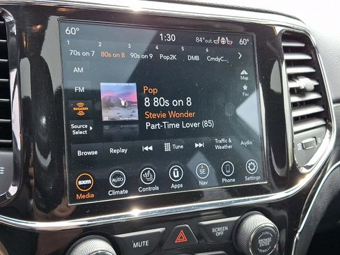 Certified 2021 Jeep Grand Cherokee Limited AWD/4WD image 19