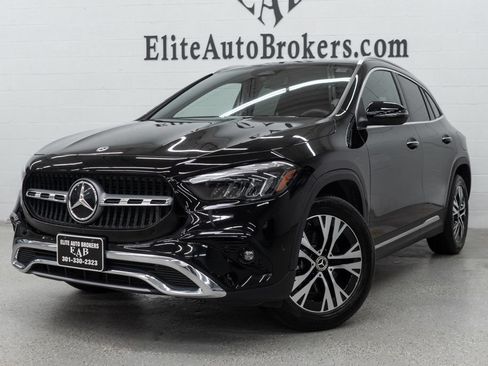 Used 2025 Mercedes-Benz GLA 250 4MATIC w/ Winter Package image 48