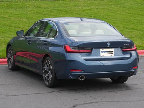 Used 2025 BMW 330i Sedan RWD image 6