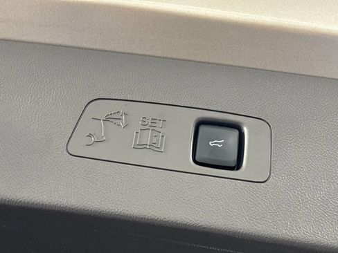 Used 2021 Lincoln Corsair Reserve FWD image 29