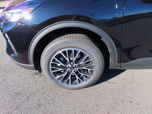 New 2026 Ford Escape SE FWD image 7