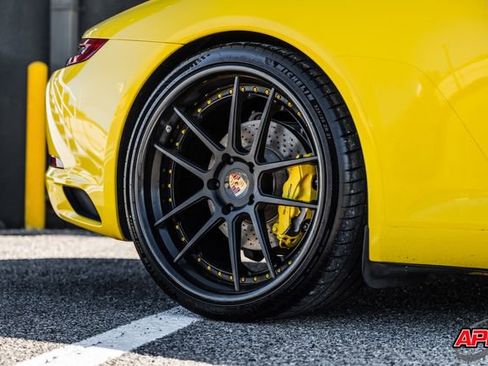 Used 2018 Porsche 911 Carrera T image 61