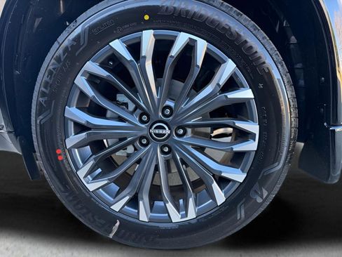 New 2026 Nissan Rogue Platinum w/ Platinum Premium Package image 32