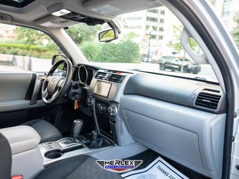 Used 2011 Toyota 4Runner SR5 image 15