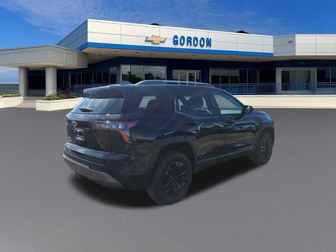 Used 2025 Chevrolet Equinox LT w/ Convenience Package II FWD image 6