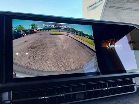 New 2025 Jeep Wrangler Sport S image 23