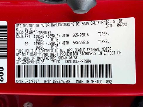 Used 2022 Toyota Tacoma TRD Off-Road w/ Technology Package image 31